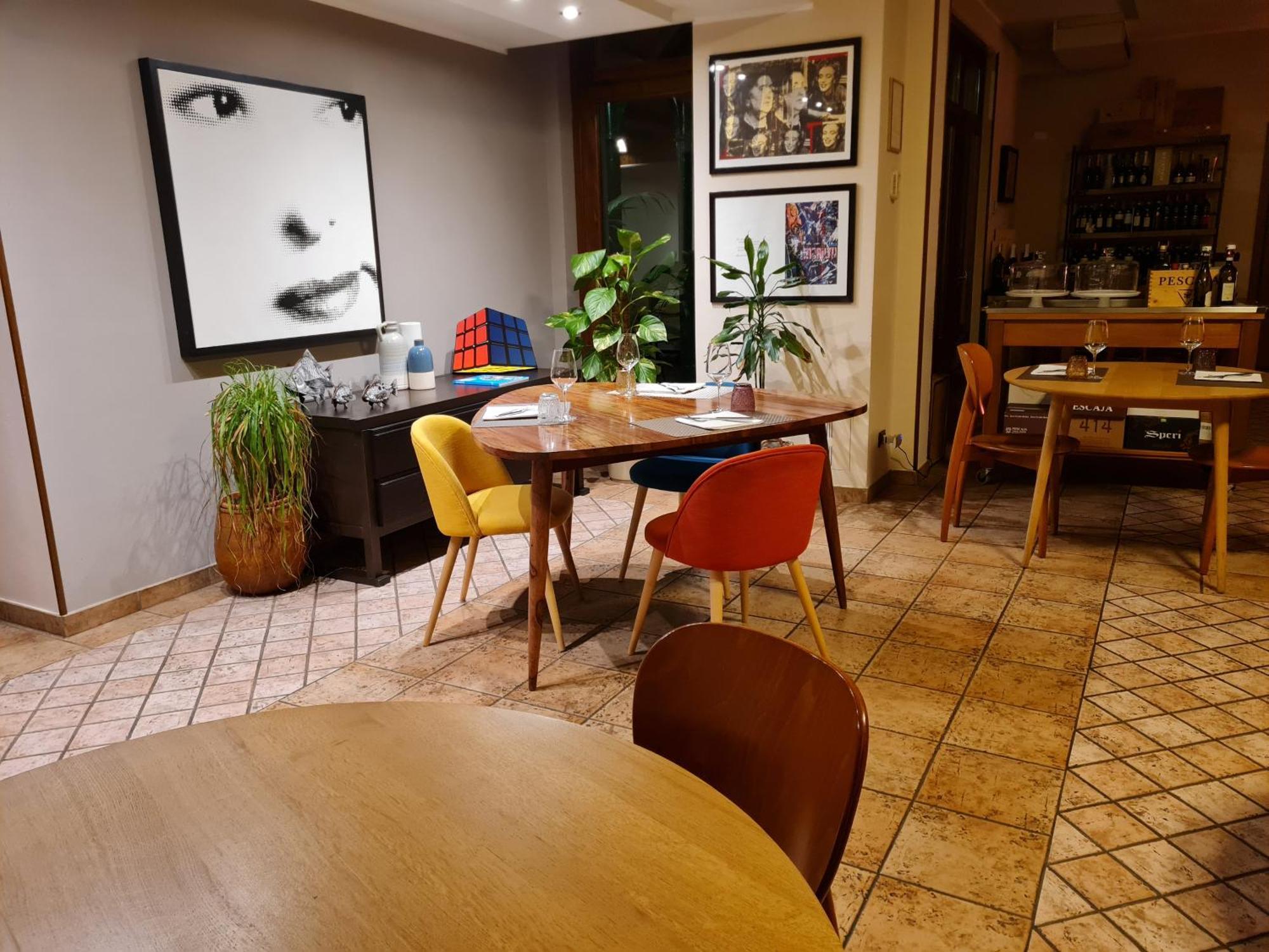 Manfredi Ristorante Con Alloggio Romentino ภายนอก รูปภาพ
