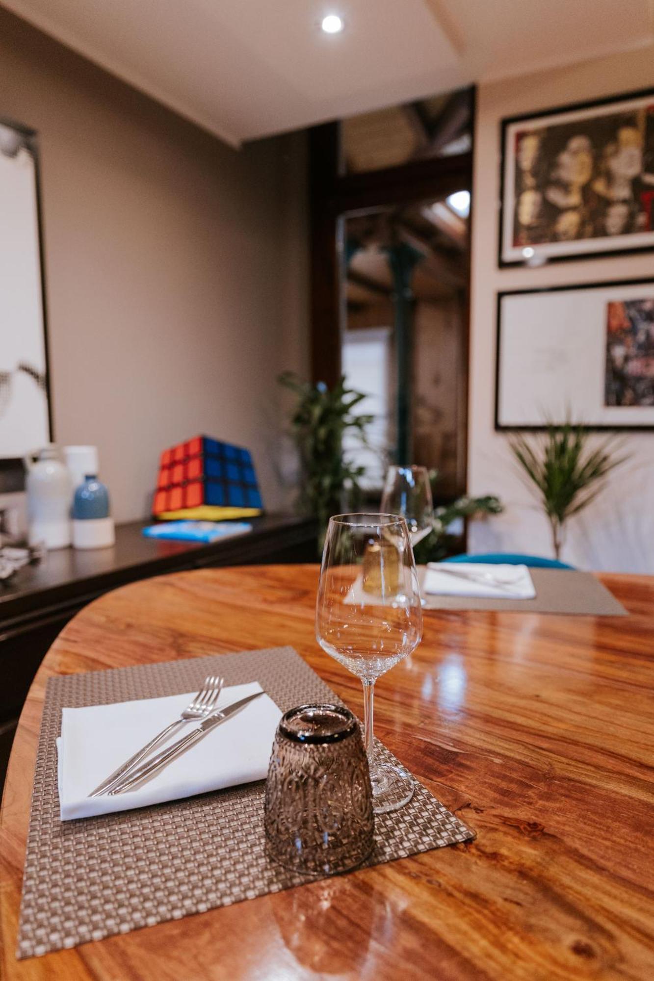 Manfredi Ristorante Con Alloggio Romentino ภายนอก รูปภาพ